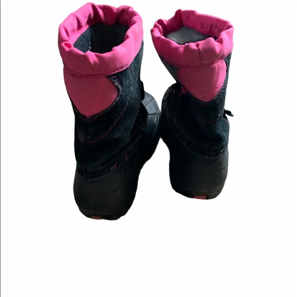 Girls size 2 Totes Winter boots - Picture 3 of 5